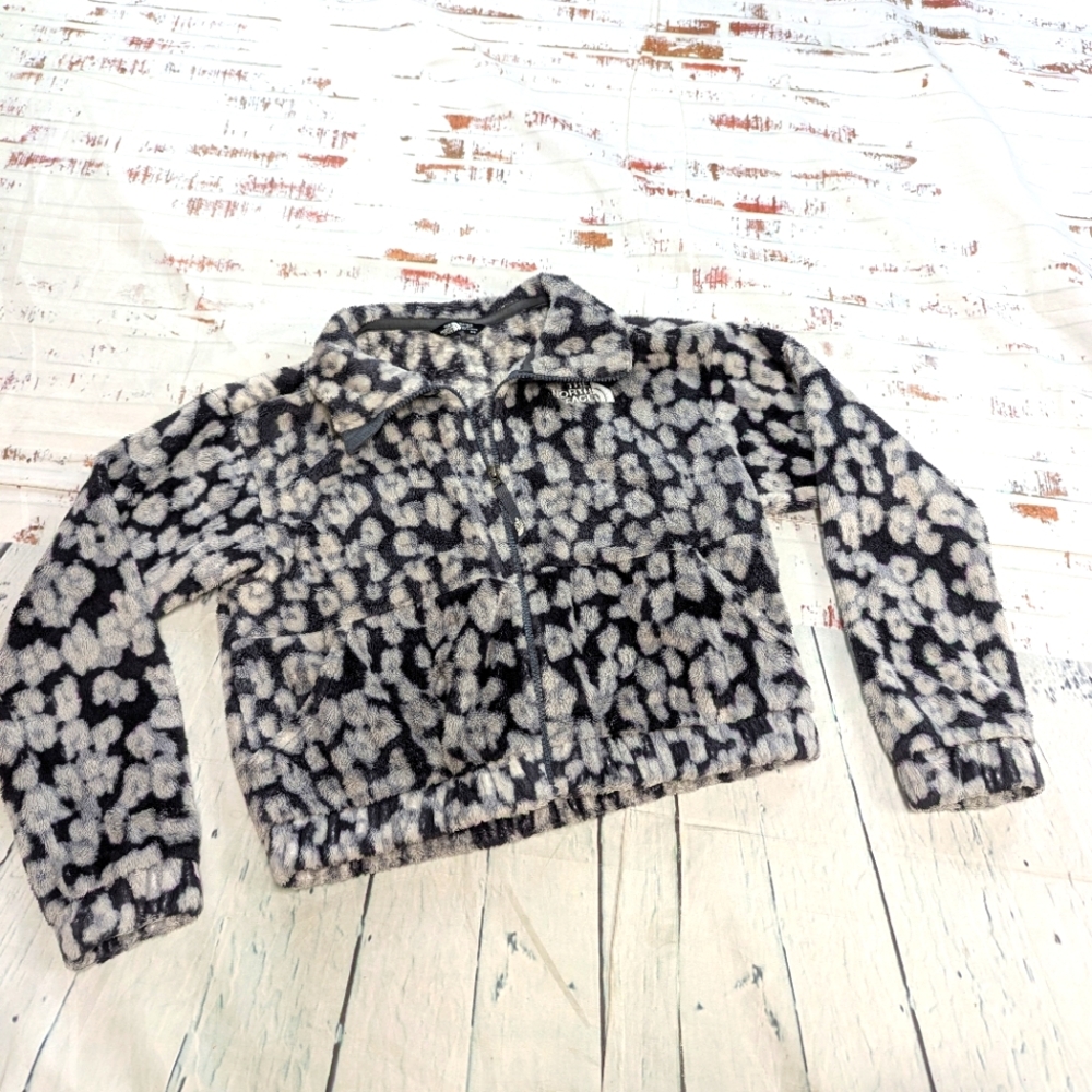 The North Face Cropped Zip-up Jacket.